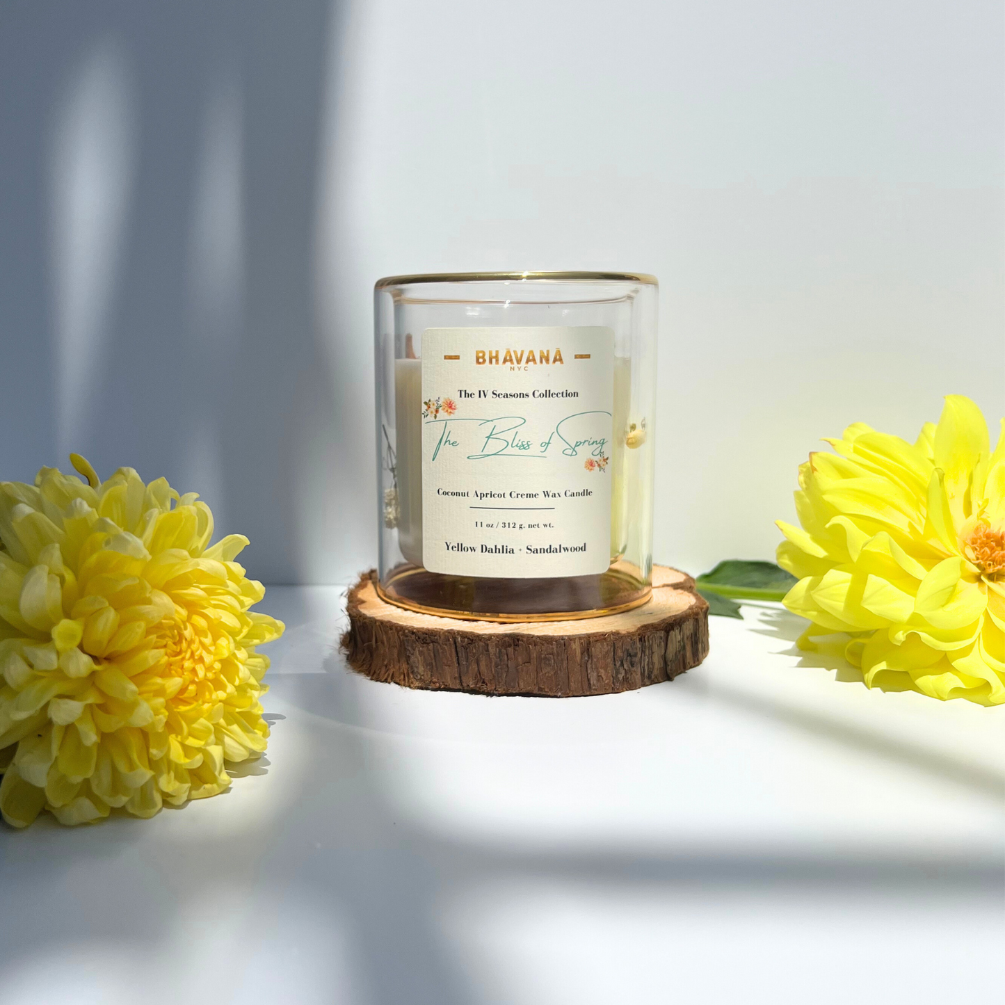 The Bliss of Spring | 14k Gold Rim Candle
